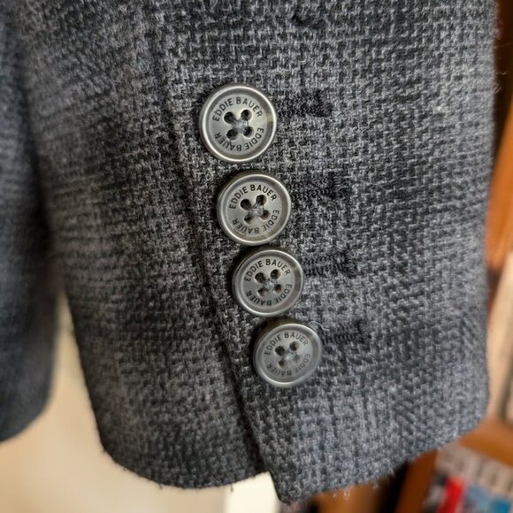 Eddie Bauer Wool Blend Blazer, Classic Women's Jacket, Look good in cool weather - Picture 4 of 14